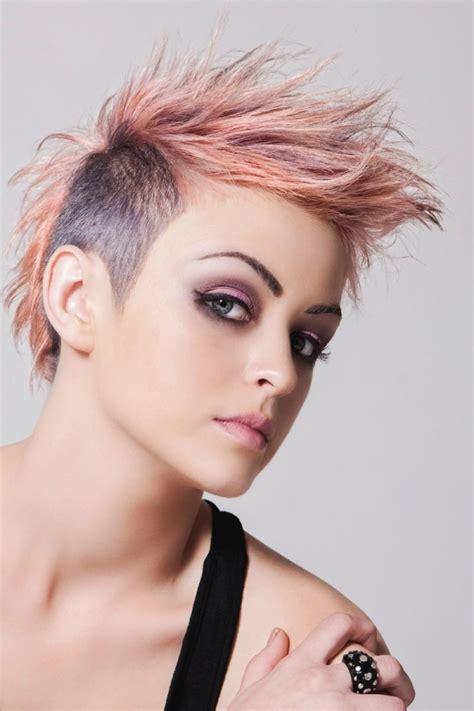 30 Edgy Short Hairstyles For Women To Be The Trendsetter Hairdo Hairstyle