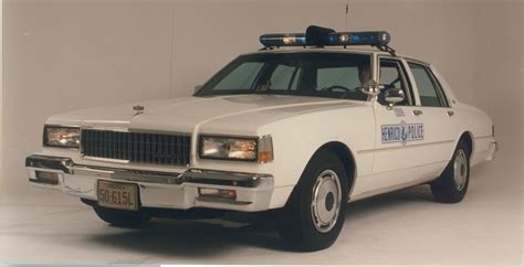 This Early 1990s Chevrolet Police Vehicle Has A Light Bar Old Police