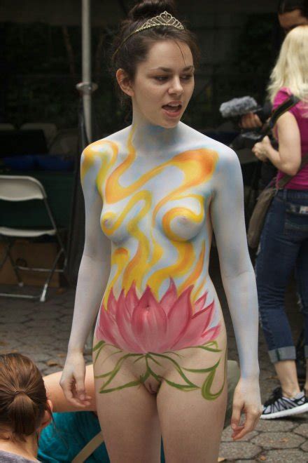 Body Paint Babe Porno Photo