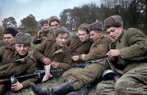 Wonderful Colorized Portraits Of Russian Fighters In World War Flashbak
