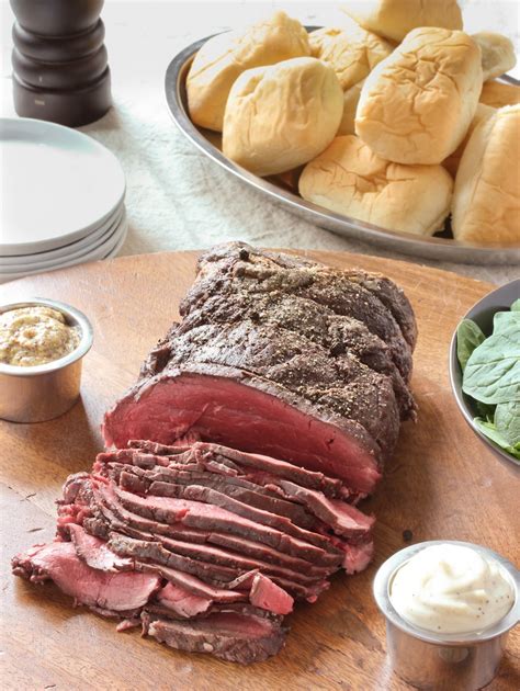 However, i love serving this with a delicious horseradish yogurt sauce, because horseradish and steak truly are a match made in. Recipe: Beef Tenderloin Sliders with Horseradish Sauce ...