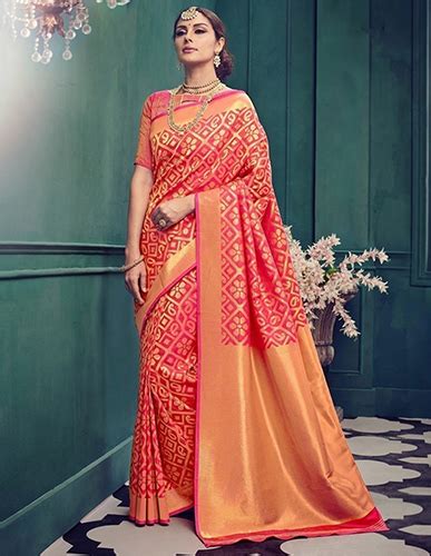 5 Best South Indian Sarees For A Flawless Bridal Look Rich Berries World