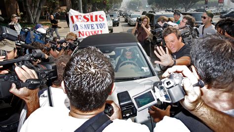 Anti Paparazzi Law Strengthened In California