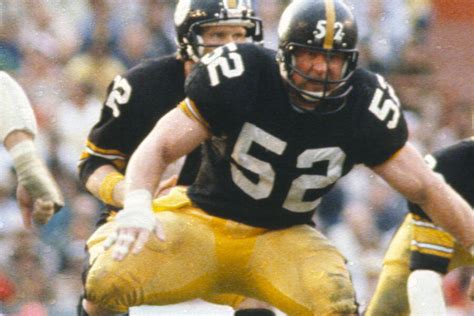 Michael lewis iron mike webster (nascido em 18 de março de 1952 em tomahawk , wisconsin , † 24 de setembro de 2002 em pittsburgh , pensilvânia webster tocou durante seus anos de faculdade na universidade de wisconsin. A Tribute to the NFL Players Who Suffered CTE Brain Injury ...