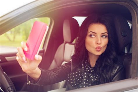 The Dangers Of Distracted Driving Traffic Ticket Office Traffic