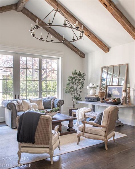 This room is a great example of a merger between contemporary and country themed styles. 23 Stunning French Country Living Room Decor Ideas