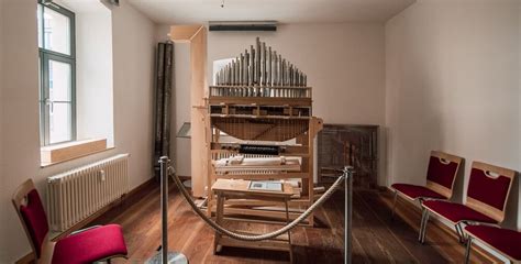 Silberner Klang Und Faszinierende Handwerkskunst Das Silbermann Haus Erhält Eine Ausstellung