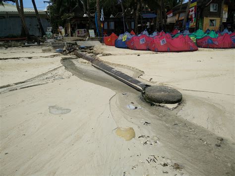 Sewer Line Going Into Ocean In Boracay Philippines Rphilippines