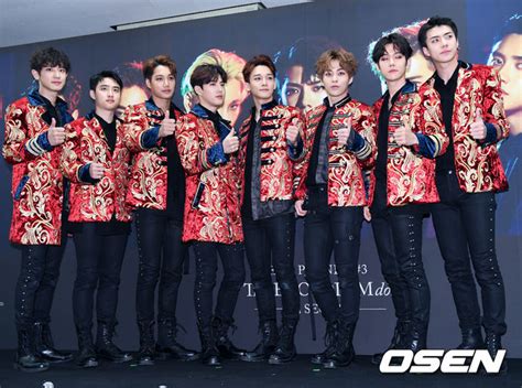 Exo Makes Surprise Comeback Announcement At Todays Concert Koreaboo
