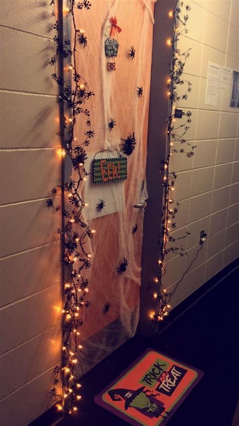 Halloween Door Decoration Ideas For Your Classroom Or Dorm Room Hike N Dip Halloween Door