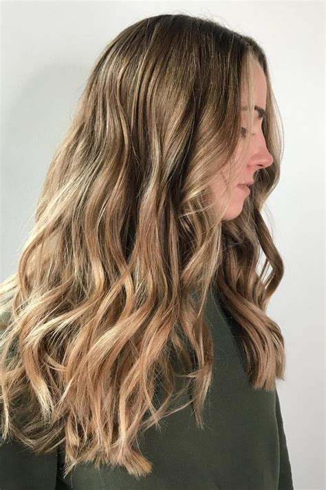 Blonde hair color 2021 features. Dark Blonde Hair Color Ideas - Southern Living
