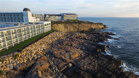 Maines Iconic Cliff House Hotel Unveils Stunning Private Cottage And