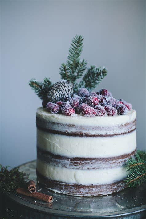 5 Wonderful Winter Wedding Cakes : Chic Vintage Brides