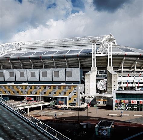 Johan cruijff arena, home of legends #johancruijffarena #cruyfflegacy pic.twitter.com/tx4rkkt7o2. Stadion Amsterdam Arena heet komend seizoen eindelijk de ...