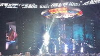 Jeff Lynne's ELO - Standin' in the Rain . Wembley 2017 - YouTube