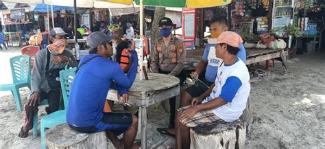 Patroli Ke Pantai Wisata Tanjung Bira Polisi Himbau Penggunaan Masker