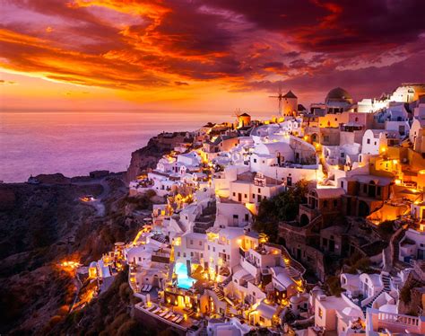 The White City Sunset In The Beautiful City Oia Santorini Greece