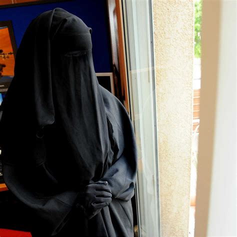 Interdiction Du Niqab La France Condamnée Par Un Groupe Dexperts De Lonu