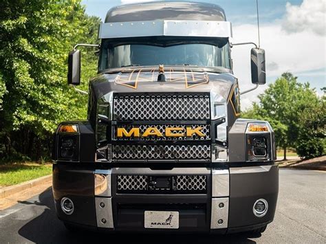 Zac Brown Band Designs Custom Mack Anthem With Mack Trucks For 2018