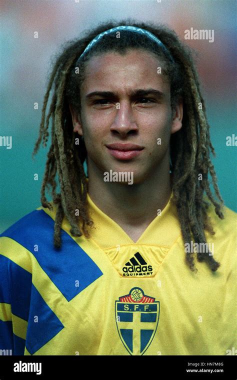 Henrik Larsson 1994 Hi Res Stock Photography And Images Alamy
