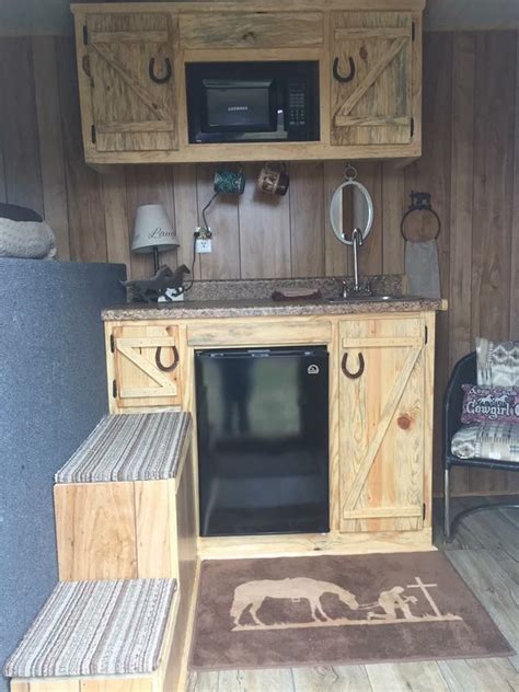 A horse trailer with living quarters serves a dual purpose. Horse trailer conversion | Horse trailer living quarters ...