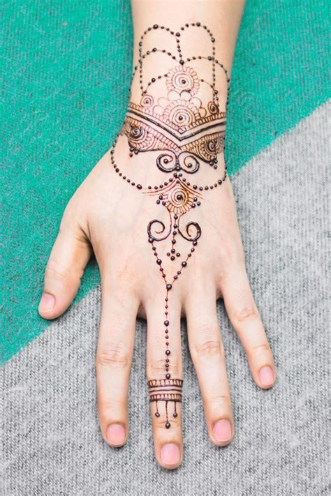 Free Images Background Beautiful Bridal Brown Cosmetic Design Girl Henna Drawing Henna