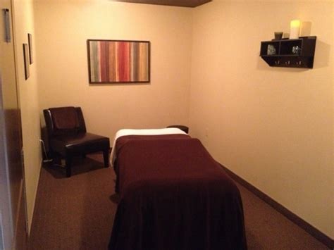 elements massage acton find deals with the spa and wellness t card spa week