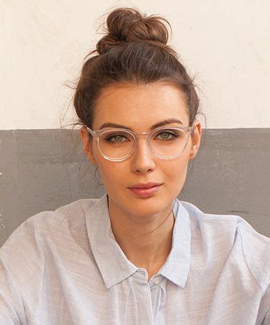 Clear Glasses Frame Which Are On Trend This Fall White Frame Glasses Glasses Frames