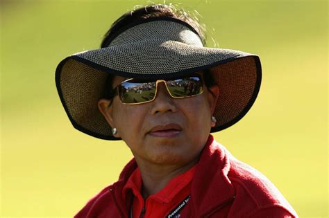 who is the mother of tiger woods meet kultida punsawad