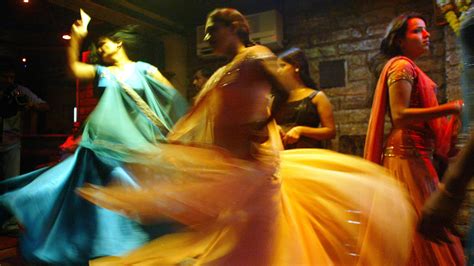 After A Decade Mumbais Infamous Dance Bars Could Reopen — Quartz