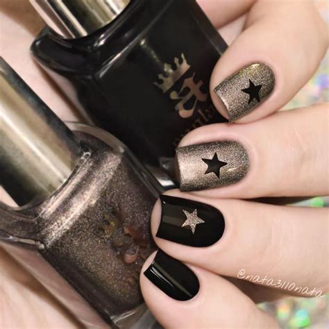 35 Star Nails Art Ideas For Your Brilliant Look Maroon Nail Designs