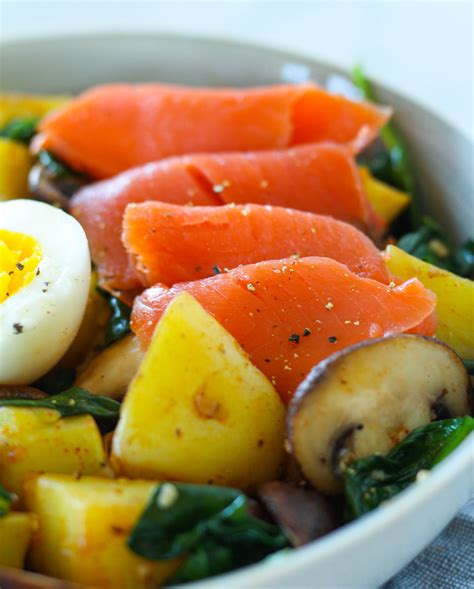 Layer your mason cash pudding basin firstly with spinach, then avocado and smoked salmon, drizzle with olive oil. Smoked Salmon Power Breakfast Bowl - Filling Breakfast ...