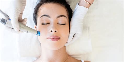 Why Hydrafacials Have Become The Go To Treatment For Acne Ellemes
