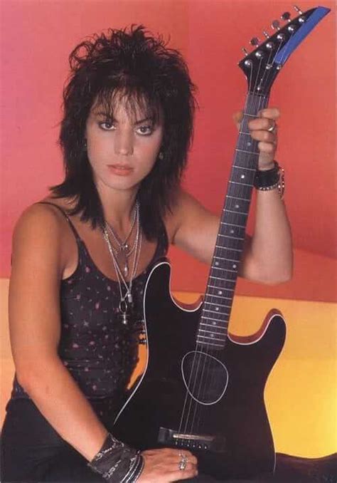 Joan Jett Nude Pictures Can Leave You Flabbergasted The Viraler