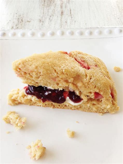 Skinny Scones — These Are Strawberry But 1 Cup Of Anything Else Would