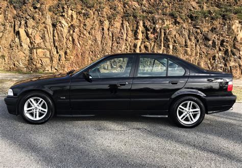 Bmw E36 318 Tds Sedan Carlândia Automóveis