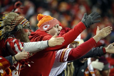 The Super Bowl Bound Chiefs Unite Kansas City But Alienate Some Native