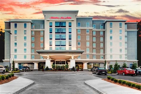 Hampton Inn And Suites By Hilton Atlanta Perimeter Dunwoody 4565 Ashford Dunwoody Road Atlanta