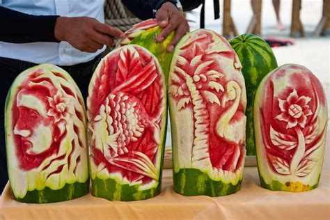 21 Watermelon Sculptures That Are Too Skillfully Crafted To Eat