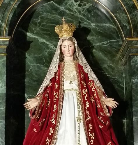 Cofrades Real Archicofrad A Virgen Madre Del Amor Hermoso