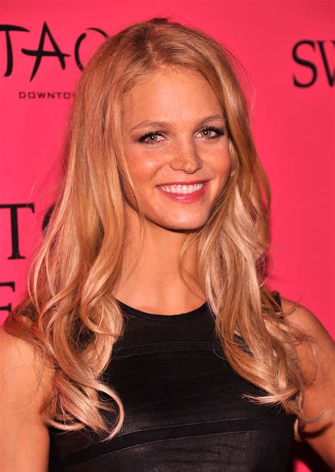 Picture Of Erin Heatherton