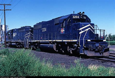 Railpicturesnet Photo Mp 3204 Missouri Pacific Emd Sd40 2 At Horace