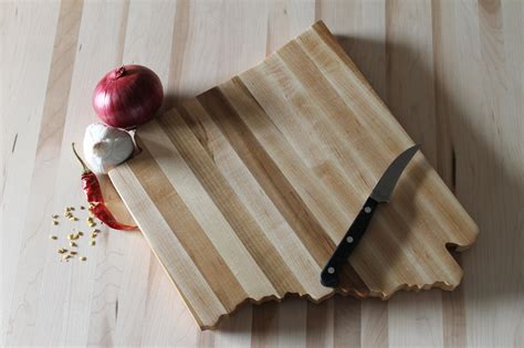 15 Beautiful Handmade Cutting Board Ts