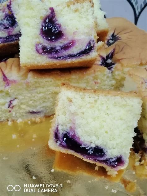 It cracks open after baking, resulting in. Kek Butter Cheese Blueberry, Nak Lebih Sedap Guna Butter ...