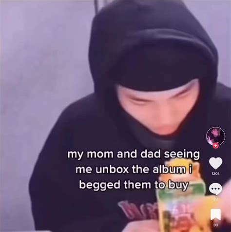 What group is this and what stream is this from? : r/kpophelp