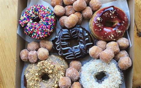 Best Donut Shops In America Donut Shop Square Donuts Donuts