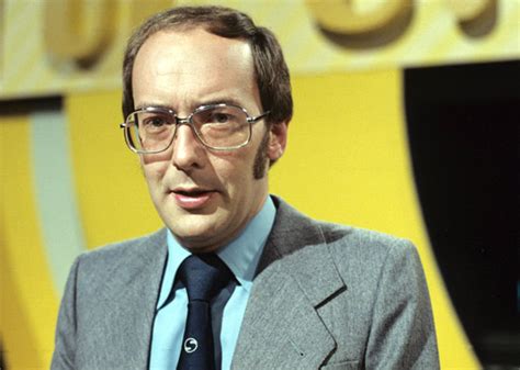 Ds Icon Fred Dinenage Showbiz News Digital Spy