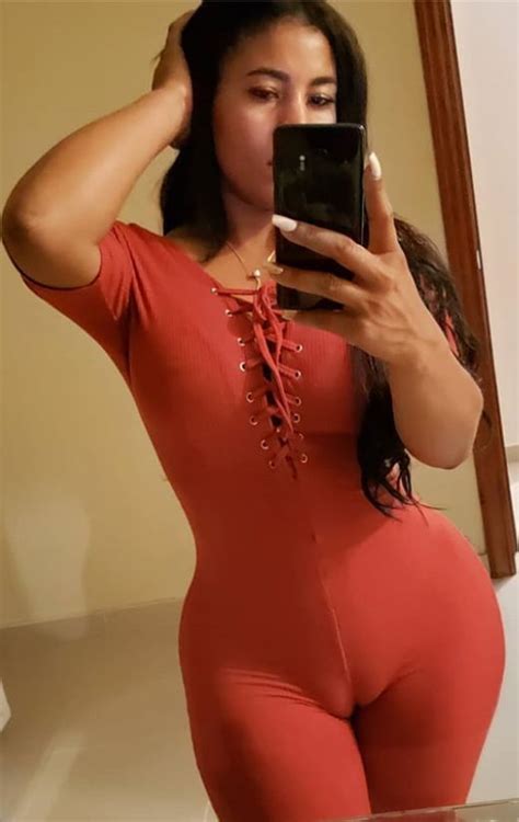 Best Instagram Cameltoe Latina Mature And Big Juicy Tits 29 Pics