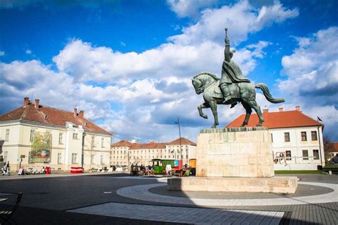 Alba Iulia Orașul încărcat De Istorie Considerat Unul Dintre Cele Mai