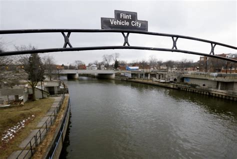 Federal State Of Emergency Over Lead Laced Water Ends In Flint Mich